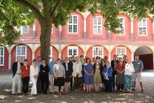 Dynastic Networks as Vehicles for Cultural Transfer